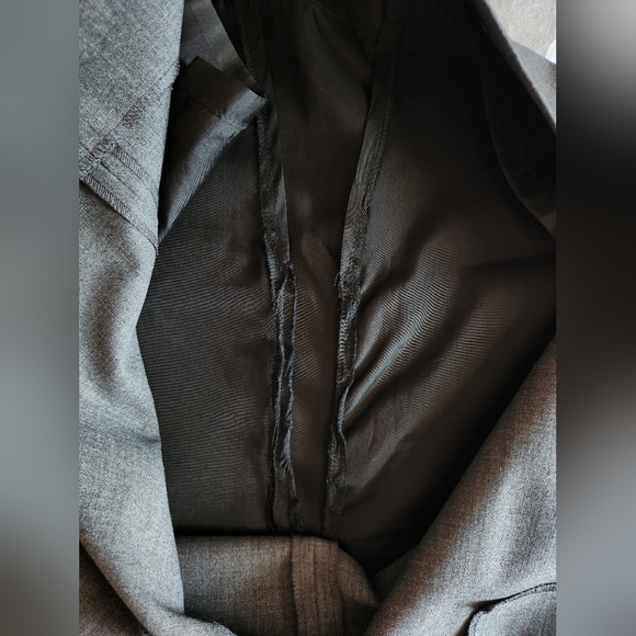 Paul & Joe Women's Gray Wool Pencil Skirt, size FR 38 (US 6) - Picture 5 of 8